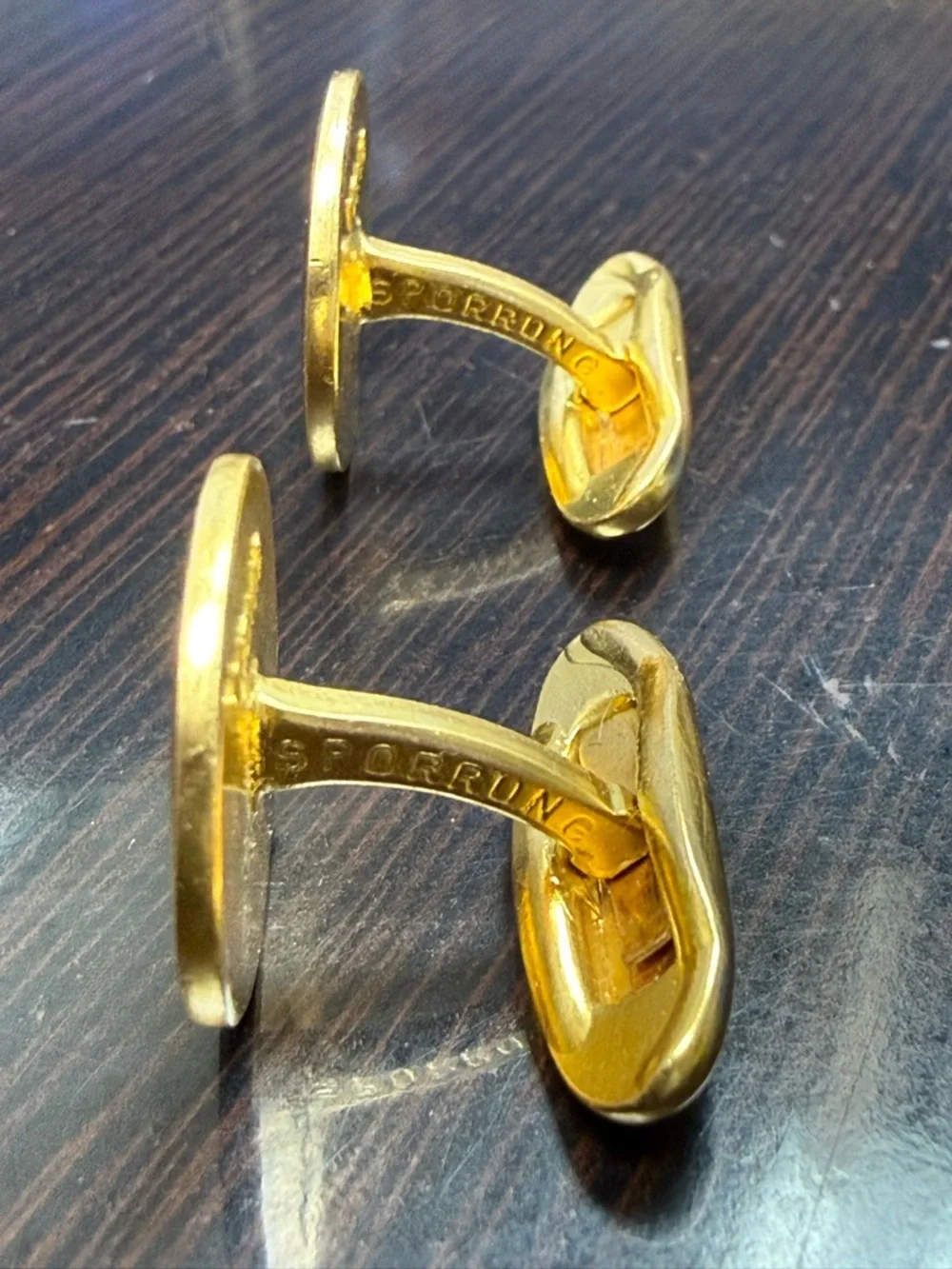 Vintage Sporrong & Co Swedish Red Enamel Cufflinks Signed Gold Estate swivel